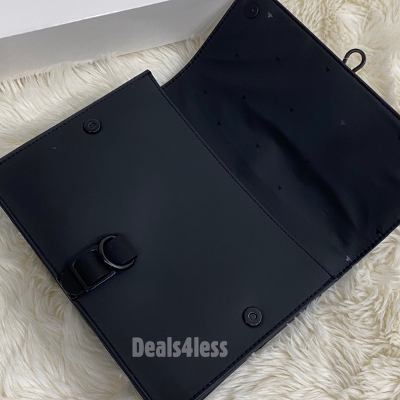 Dior Pouch - Picture 6 of 7